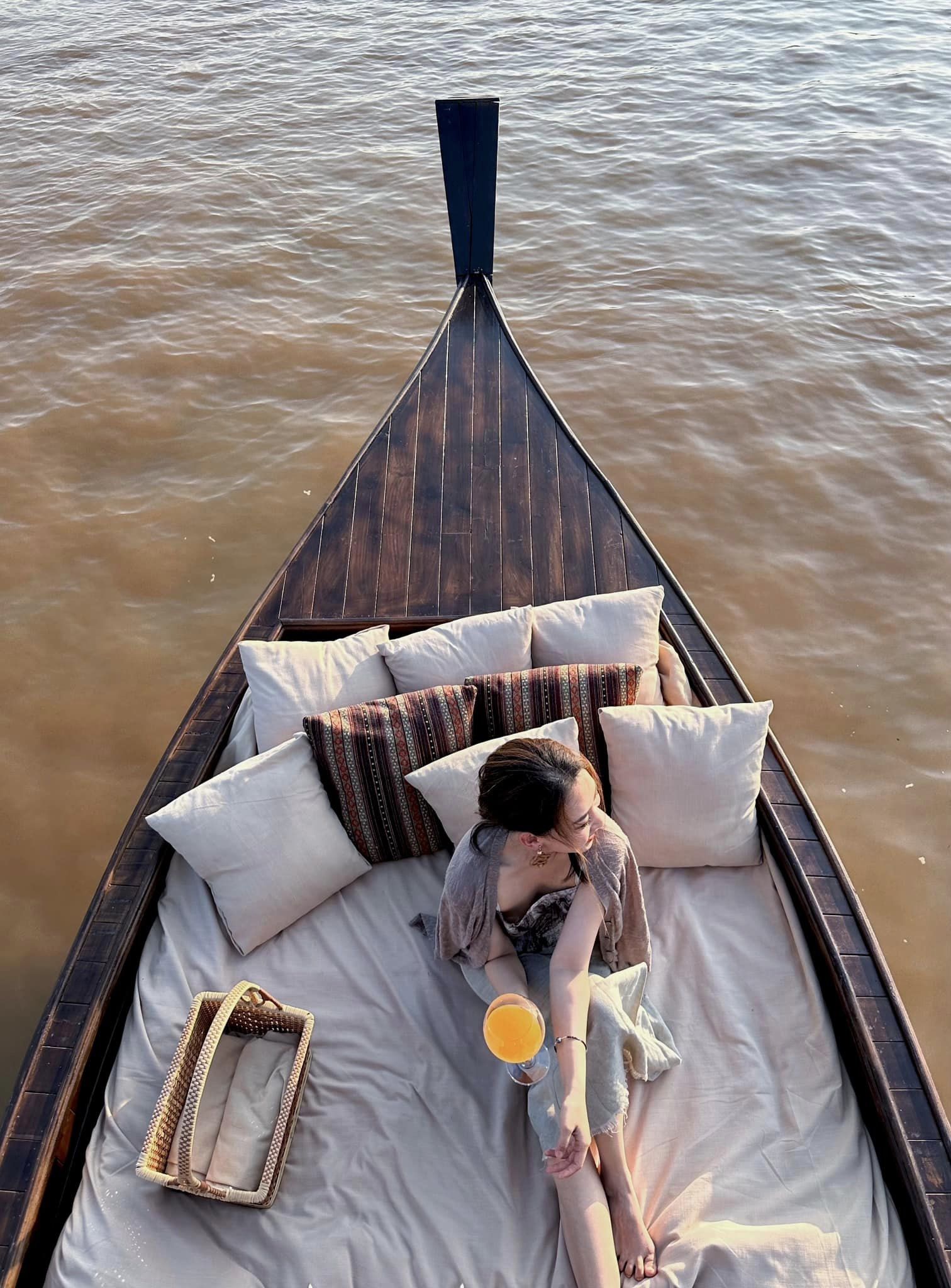 [루앙프라방] 럭셔리 선셋 디너 크루즈 (RIVER SUN LAOS)